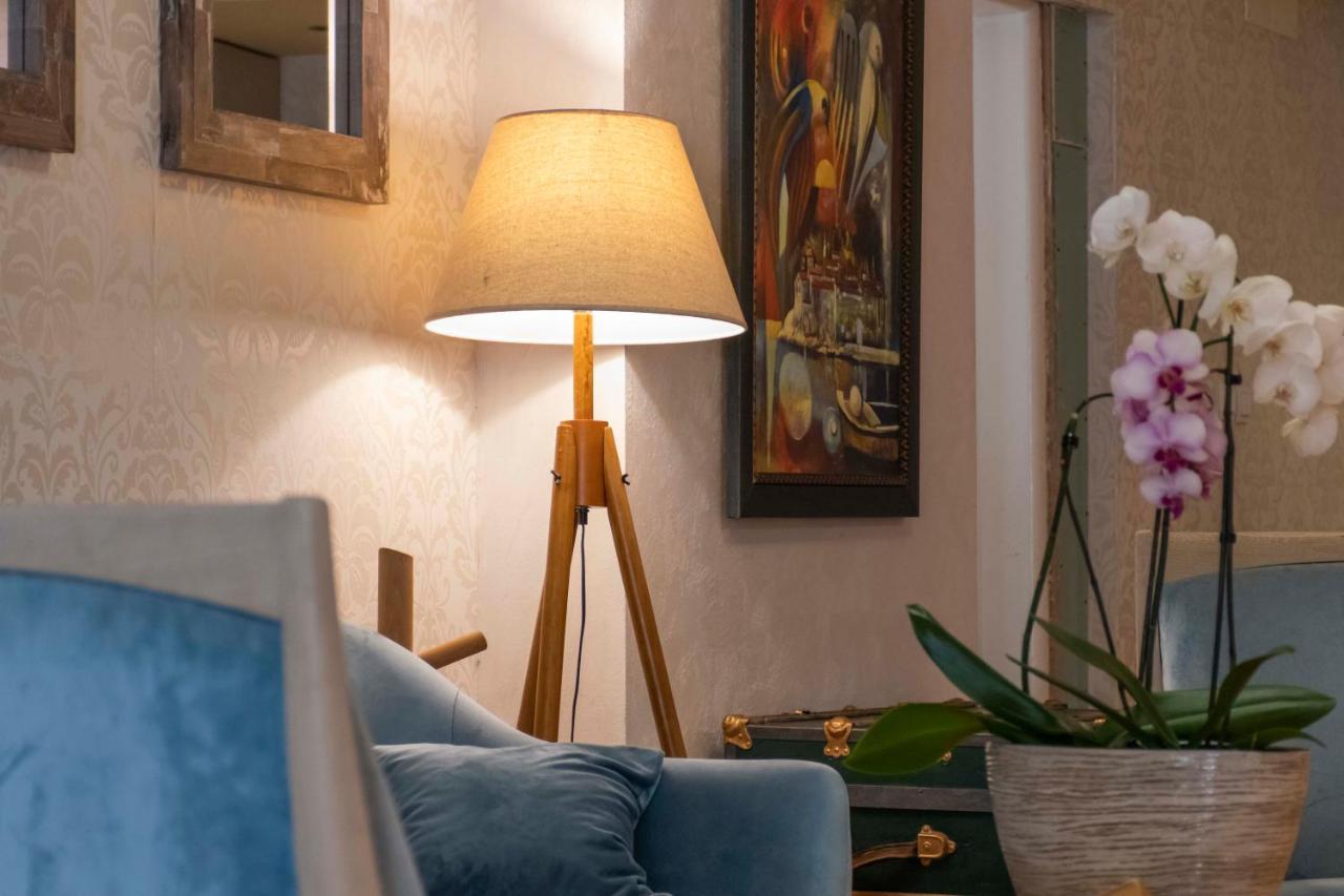 Mali Hotel Porat Будва Екстер'єр фото